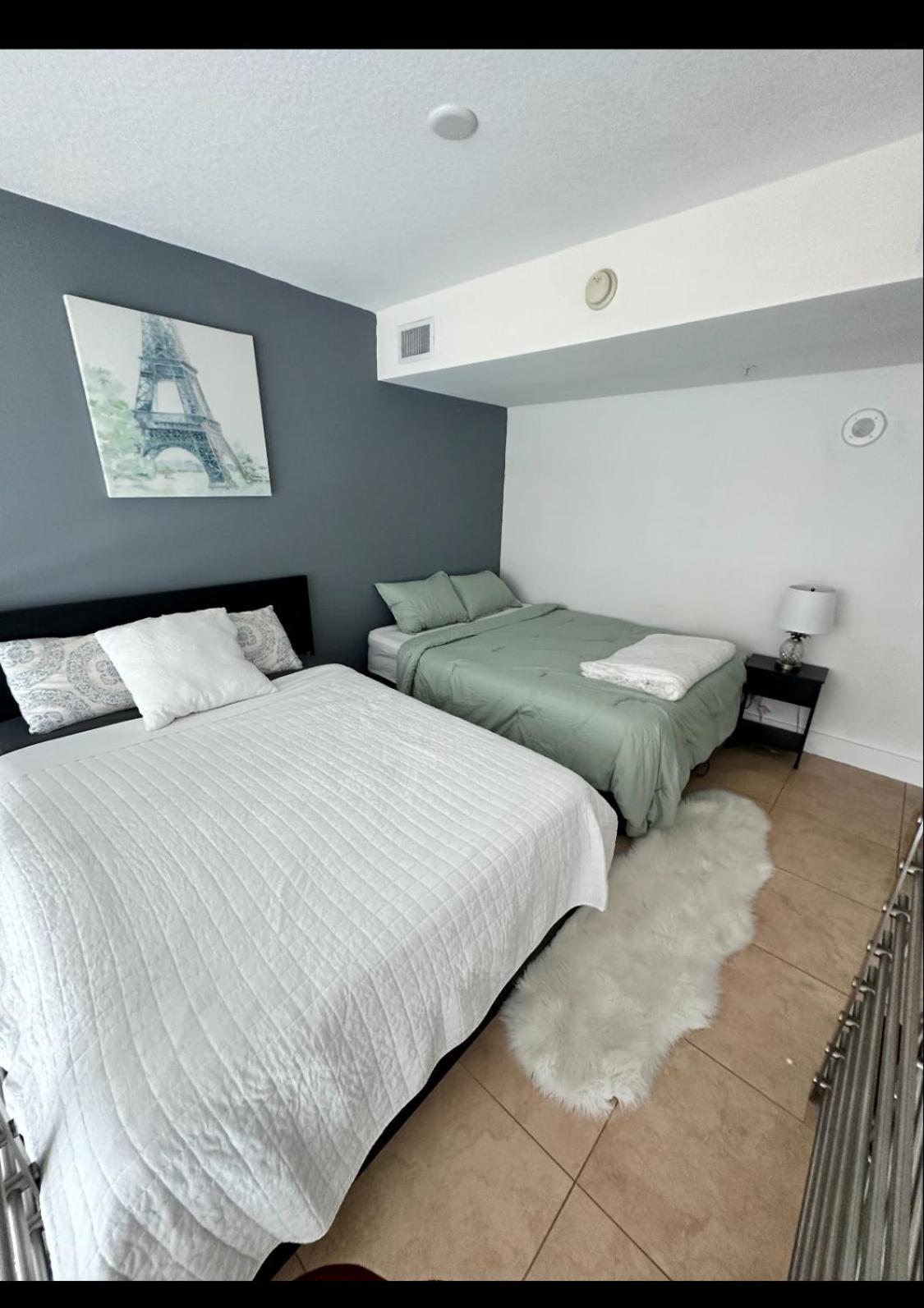 2 Story Loft Downtown Miami Leilighet Eksteriør bilde